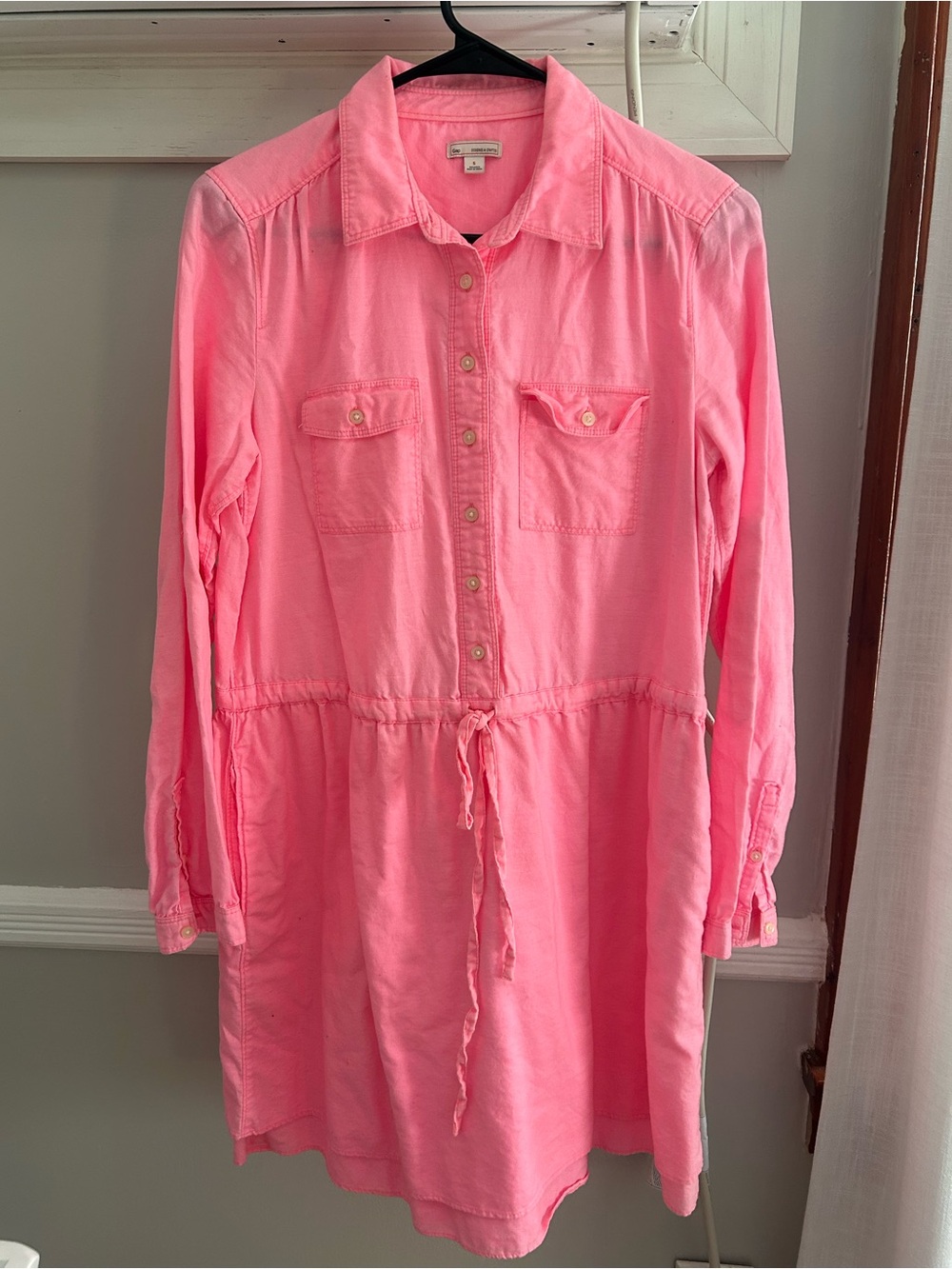 GAP Neon Pink Collar Button dress